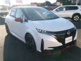 車両右斜前