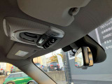ルームミラー内蔵ITSスポット対応ETC2.0車載器。
