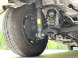 お車を安心してお乗りいただく為には、足回りの定期点検が欠かせません。サービスサポート(有償保証)では無料点検もご提供しており、安心のカーライフをお過ごしいただけるサポート体制が整っています。