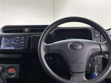 先進性と高級感あふれるコックピットを演出。誰がハンドルを握っても運転しやすい、開放的な視界が魅力です☆