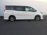 当店は全車『ロングラン保証』付!(1年間、距離無制限 HV車はHV保証付) 別途延長保証もご用意しております♪ ぜひ現車を確認にご来店ください