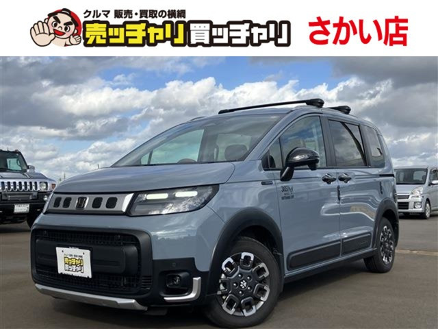フリード 1.5 e:HEV クロスター 4WD