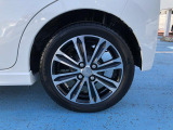 ご不明な点があればお気軽にお問い合わせ下さい。中古車のプロがご案内致します。保険も任せて頂ければ、納車後も安心です。