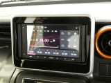 7インチ、ディスプレイオーディオ装着。スマホと通信ができてナビや好きな音楽を楽しめます。