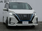 LEDヘッドライト ハイビームアシスト・ヘッドランプをハイビームにして走行中、前方の対向車や先行車がいたり、明るい場所を走行すると自動でロービームになります。