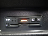 ETC付。高速道路の料金所はキャッシュレスで通過です。サービスエリア等にあるスマートインターの出入りも利用可能でとっても便利。ご納車後すぐにお使い頂けるようセットアップしてのお渡しとなります。
