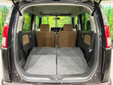 普段のお買い物や通勤、送迎等に十分な荷室スペースを確保しております。セカンドシートを倒すと、大きな荷物の積載も可能です♪