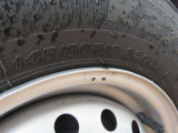 ★タイヤサイズ 【145/80R12】です。