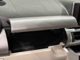 実用的な収納が、車内の各所にあります♪