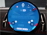 Apple CarPlay対応で、iPhoneのナビゲーションや音楽、通話などを車内ディスプレイから快適に操作。普段使い慣れたスマートフォンの機能を、ドライブでも便利に活用できます。