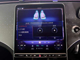 バックカメラにより駐車時の後方確認も楽にできます。