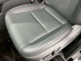 私たちは、お客様のこだわりに合ったお車をご提案します。ジースクエア=車のあるライフスタイルを演出するセレクトショップです。