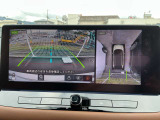【アラウンドビューモニター】周囲を見渡せる映像で、スムースな駐車をサポートします