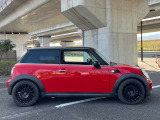ミニ クーパーSの細部まで分かりやすく撮影。車両状態について丁寧にご説明します。