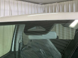 踏み間違い、衝突の危険があれば自動でブレーキがかかります。自分も周囲も「助けてくれる」そんな機能です!