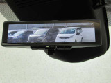 スマートルームミラー★車両後方のカメラ映像をミラー面に移して、いつでもクリアな後方視界を確保します♪