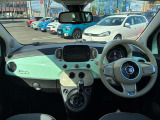 イタリア車ならではの美しさ、走りへのこだわりを感じるインテリアデザイン!