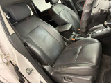 遠方でお車をご覧いただけないお客様にも安心してご検討いただける様、第三者査定機関にて、車両のチェックを行っております。
