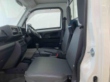 ダイハツ車以外のメンテナンスもお任せください!当社でご用意しているメンテナンスパックはダイハツ車以外でもオトクにサービスを受けられる「ファミリーワンパス」コースがあります。