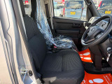 掲載車両が店頭にて商談中や売約済又担当者不在でご対応させて頂けない場合がございますので大変恐れ入りますがご来店頂く際は事前にご連絡宜しくお願い致します