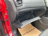 車検証入れや小物も入ります!