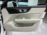 【GLIONグループ GSQUARE広島】の車輌をご覧頂き、誠にありがとうございます。お客様にピッタリなお車を弊社スタッフがご案内させて頂きます。