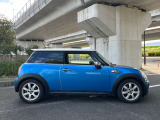 ミニ クーパーSの細部まで分かりやすく撮影。車両状態について丁寧にご説明します。