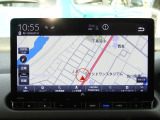 ★地図画面★地図上の文字や記号など細かい表示も鮮明に映し出します。また、スマートフォンのような操作が可能なタッチパネルを採用し、ボタンを探すことなく直感的に操作できます!