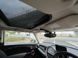 ミニ クーパーSの細部まで分かりやすく撮影。車両状態について丁寧にご説明します。