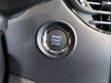 スマートキー装備車なので、キーを取り出さなくてもエンジン始動が可能です。