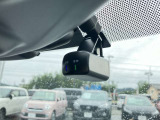 日産純正ドライブレコーダはオールインワンタイプ、フルハイビジョン録画対応で高精細な映像を記録できます。