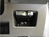 高速道路の料金所をスムーズに通過できるETC車載器♪※別途セットアップ料金を申し受けます。