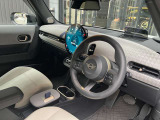 車両の詳細、ご質問につきましては、弊社営業スタッフまでお気軽にご連絡下さいませ。遠方のお客様には実車の詳細画像送信も承ります。お客様からのお問合せをお待ち致しております。無料ダイヤル 0078-6002-715008
