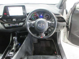 C-HR ハイブリッド 1.8 S GR スポーツ 