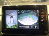 【アラウンドビューモニター】専用のカメラにより、上から見下ろしたような視点で360度クルマの周囲を確認することができます☆死角部分も確認しやすく、狭い場所での切り返しや駐車もスムーズに行えます。