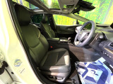 運転席シート廻りは使用感も少なく、良好な状態となっています。丁寧に使われていたことがよくわかりますね。