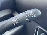 【 オートライト 】オートライトなのでライトの点け忘れを気にすることなく運転が出来ます♪//