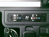 運転席&助手席シートヒーター/シートベンチレーション装備。 寒い日にはぬくもりを伝え、暑い日には冷涼感をもたらしてくれます。より快適な運転を(^O^)/