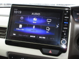 ナビゲーションは純正8インチメモリーナビ(VXU-217NBi)を装着しております。AM、FM、CD、DVD再生、Bluetooth、音楽録音再生、フルセグTVがご使用いただけます。