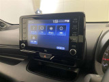ディスプレイオーディオを装備。スマホとクルマをつなぐことで、これまでのナビに加えて、いろんなサービスが楽しめます。