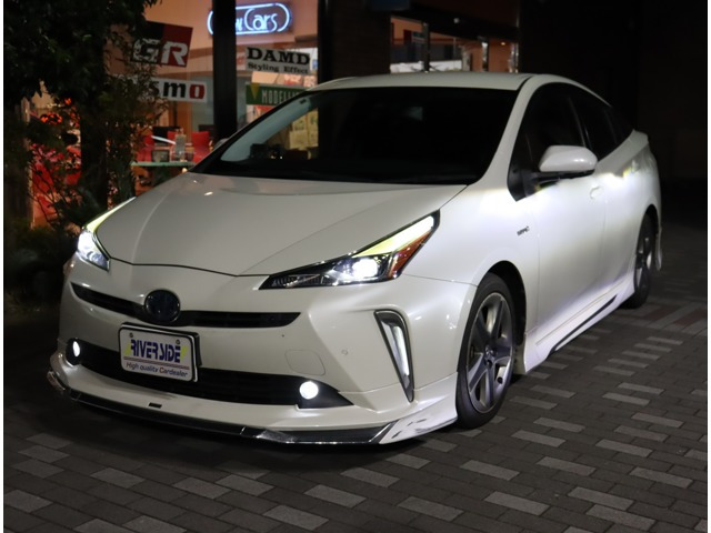 プリウス 1.8 S ツーリングセレクション アルパイン9インチナビ フルセグ
