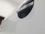 バックモニターも装備しております。車庫入れの苦手なお客様、もうご心配いりません。バックモニターがあれば、ぶつける心配一切無し?!重宝してくれると思います、