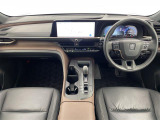 クラウンクロスオーバー 2.5 G アドバンスト レザー パッケージ E-Four 4WD 本革シート