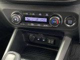 シートヒーター完備で、寒い日もすぐ温かくなります。