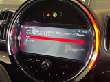 アップルカープレイ装備!!Bluetooth機能も付いておりますので、音楽再生も楽々です♪