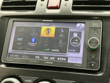 ラジオやBluetooth Audioなど、利用できるメニューが画面に並びます。音源を選ぶ際に項目を見比べやすく、普段の移動からお出かけまで好みに合わせて使い分けられます。