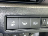 オートマチックハイビームとは、先行車や対向車のライトを認識し、ハイビームとロービームを自動で切り替える機能です。夜道の視界を確保します。詳細は販売店スタッフまでおたずねください。