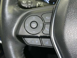 ステアリングスイッチ装備!運転しながら手元でオーディオの操作などができます。