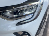 ●LEDヘッドライト:夜間走行時も良好な視界を確保し安心して運転できる高輝度LEDヘッドライトを装備!点灯速度が早く、消費電力も抑えられています。
