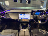メルセデス・ベンツ[認定中古車]は、メルセデス・ベンツ日本株式会社が認定する中古車保証制度が適用される中古車です。これは正規販売店のみの特典です。